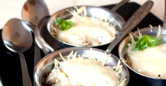 Грибной жульен из шампиньонов
