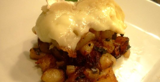 Картофель запеченный с сыром Бри