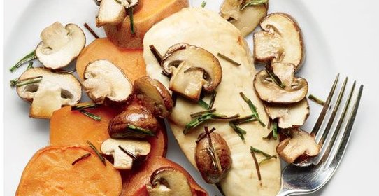 Запеченная курица с грибами и бататом