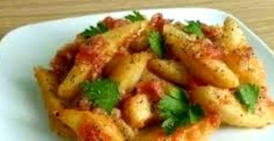 Картофель с помидорами