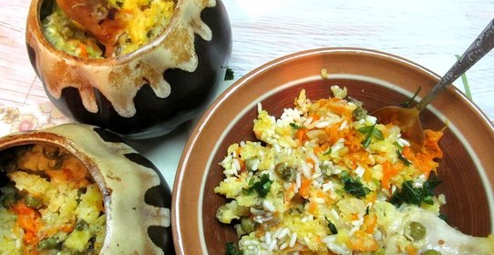 Куриные ножки в горшочках