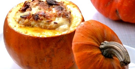 Тыква, фаршированная курицей