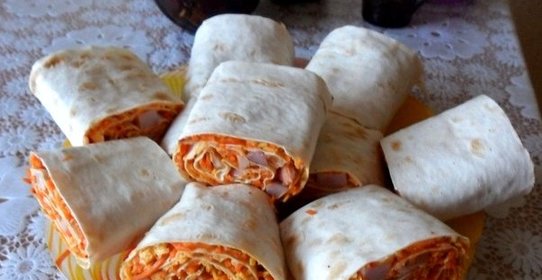 Рулетики из лаваша с морковкой