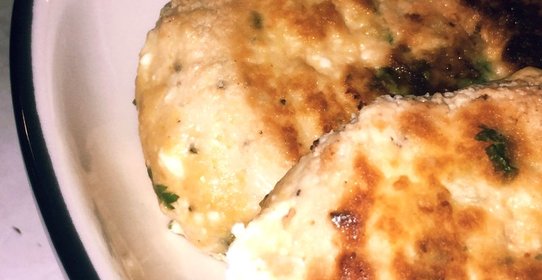 Диетические котлеты из курицы и творога