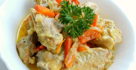 Курица в сметанном соусе