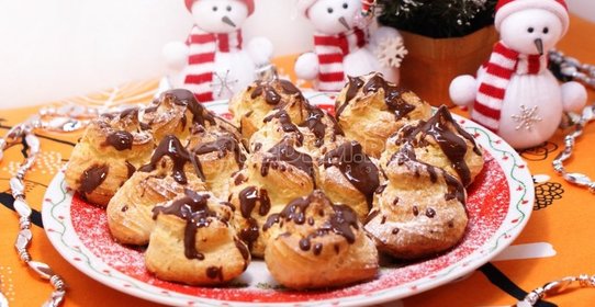 Крошки-эклеры с заварным кремом