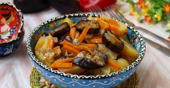 Овощное рагу с баклажанами