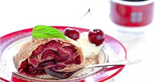 вишневый штрудель