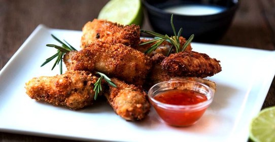 Куриные крылышки в маринаде из пахты