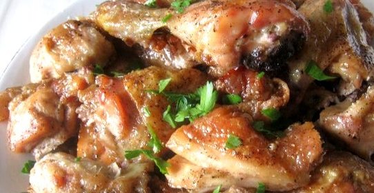 Курица с базиликом в духовке