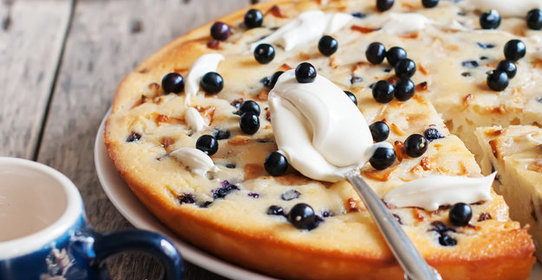 Манник с ягодами