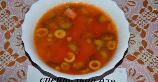 Солянка с беконом и сервелатом