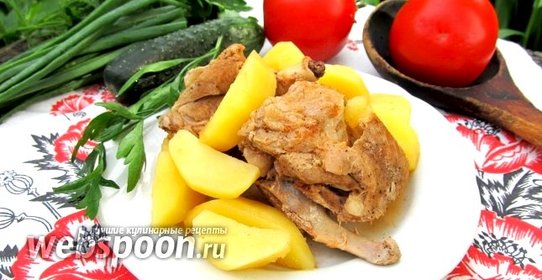 Картофель тушёный с рёбрышками молодого козлёнка в мультиварке