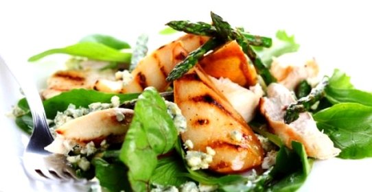 Салат с копченой уткой