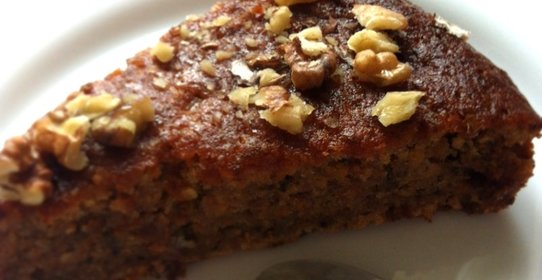 Пряный бананово-морковный пирог