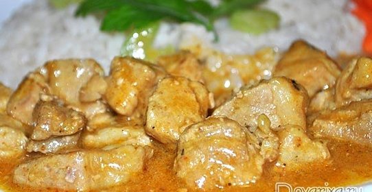 Свинина, тушеная с имбирем и карри