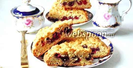 Тёртый пирог с вишней