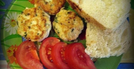 Куриные котлеты с зеленью и сыром