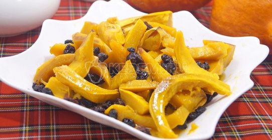 Запеченная тыква в духовке кусочками