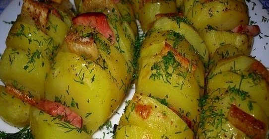 Картофель с беконом в фольге