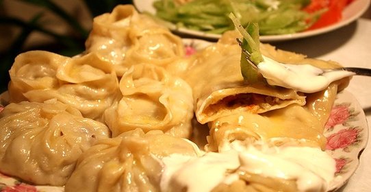 Манты с тыквой и курицей