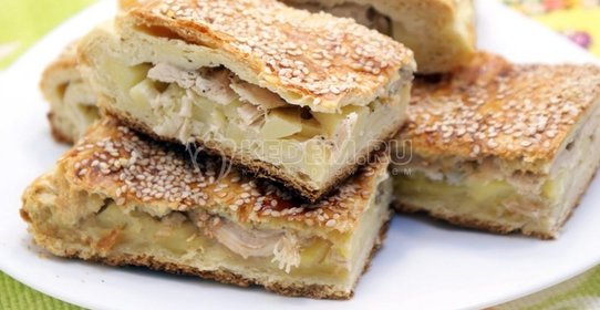 Пирог с курицей и картофелем
