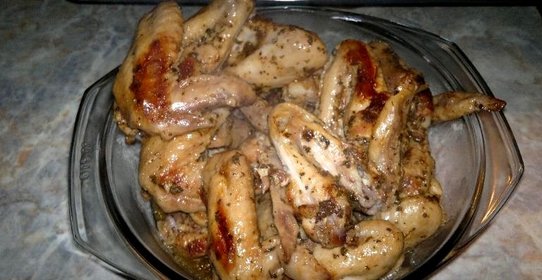 Куриные крылышки запеченные в пакете