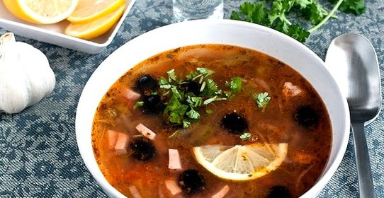 Солянка сборная мясная