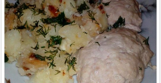 Картошка с паровыми котлетами