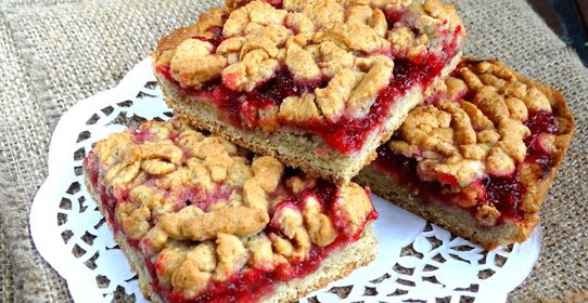 Тертый пирог с вареньем