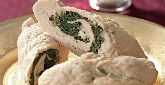 Рулетики из индейки со шпинатом