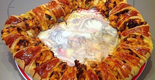 Пирог Солнышко с курицей и грибами