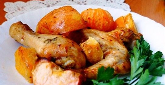 Курица с овощами и фруктами