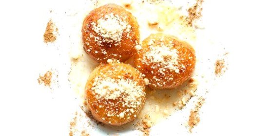 Пироги с ягодным фаршем с маслом из бренди