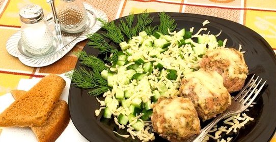 Котлеты под соусом в духовке