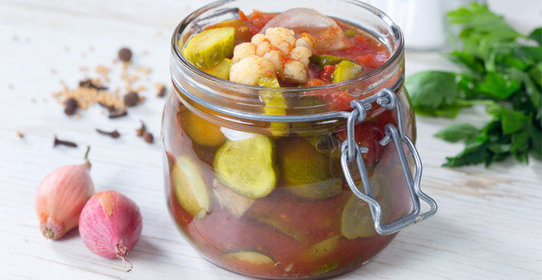 Овощи в томатной заливке