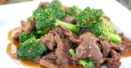 Говядина с брокколи под устричным соусом