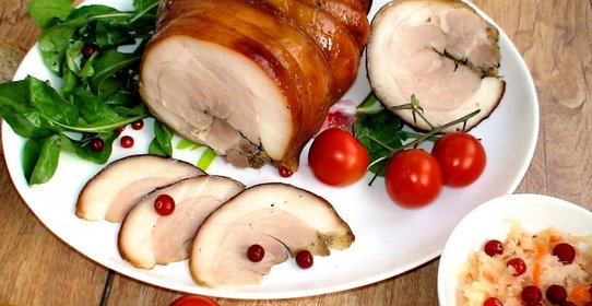 Рулька запеченная как пастрома