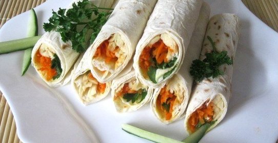 Рулет из лаваша с сулугуни