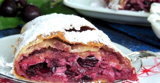 Вишнёвый штрудель