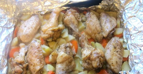 Крылышки в духовке в фольге