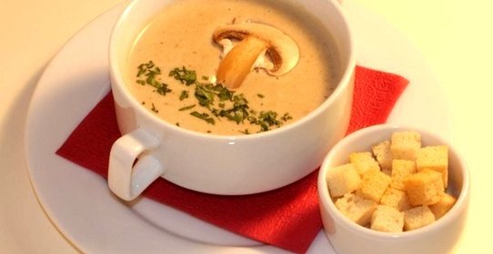 Грибной крем-суп с сельдереем