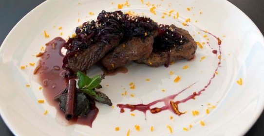 Медальоны из телятины