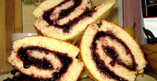 Рулет с джемом