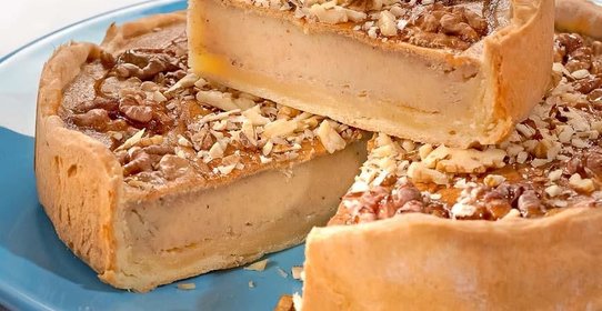 Пирог с бананом и грецкими орехами