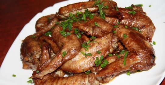 Пикантные крылышки с гранатовым привкусом