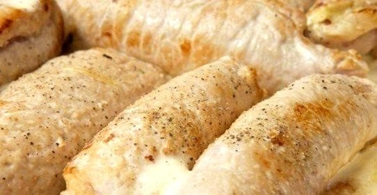 Свиные рулетики с грибами и сыром
