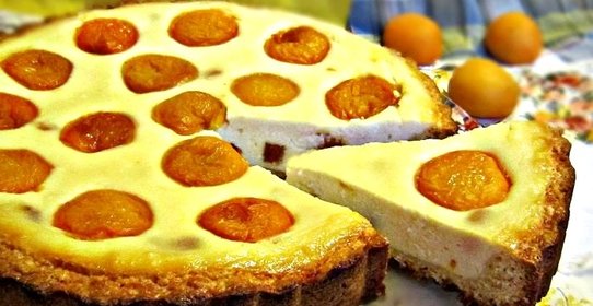 Творожный пирог с абрикосами
