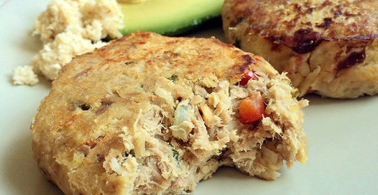 Котлеты из нута с тунцом