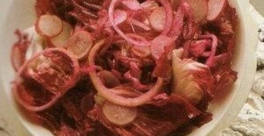 Красный салат